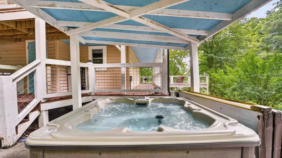 1906 Santa Fe Trl, Dandridge, TN 37725 - #3