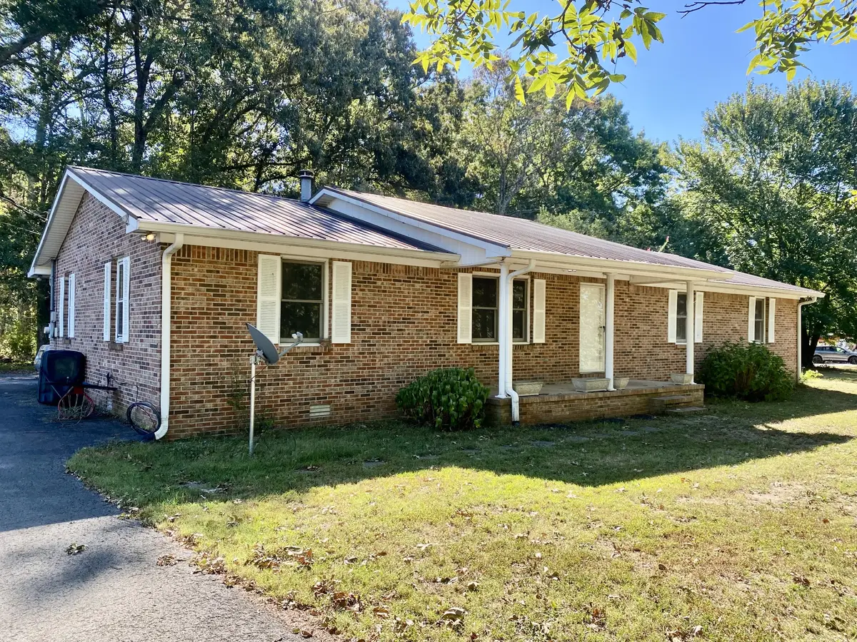 611 Thacker Rd, Manchester, TN 37355 - #1