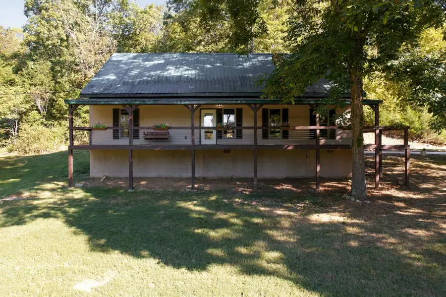 275 Harris Hollow Rd, Pleasant Shade, TN 37145 - #2