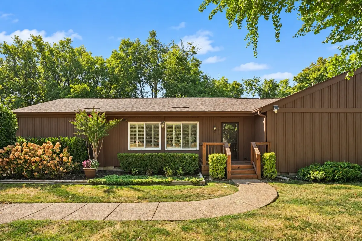 562 Doral Country Dr, Nashville, TN 37221 - #1