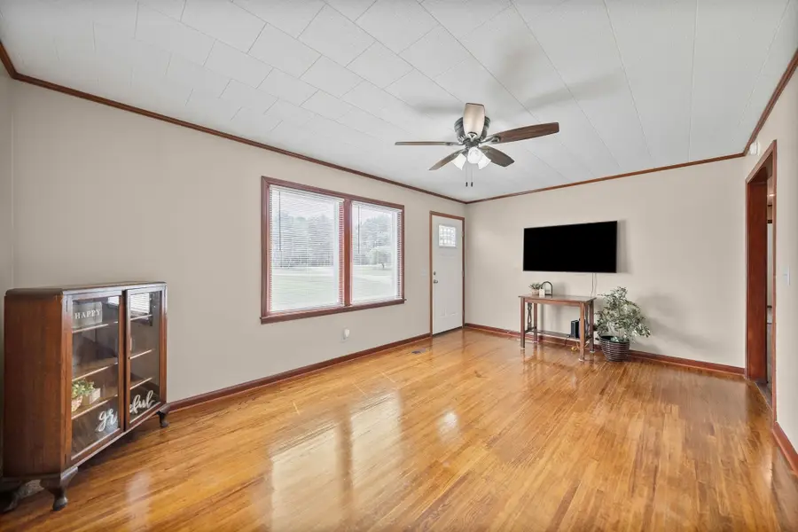 185 Benco Hills Dr, Camden, TN 38320 - #3