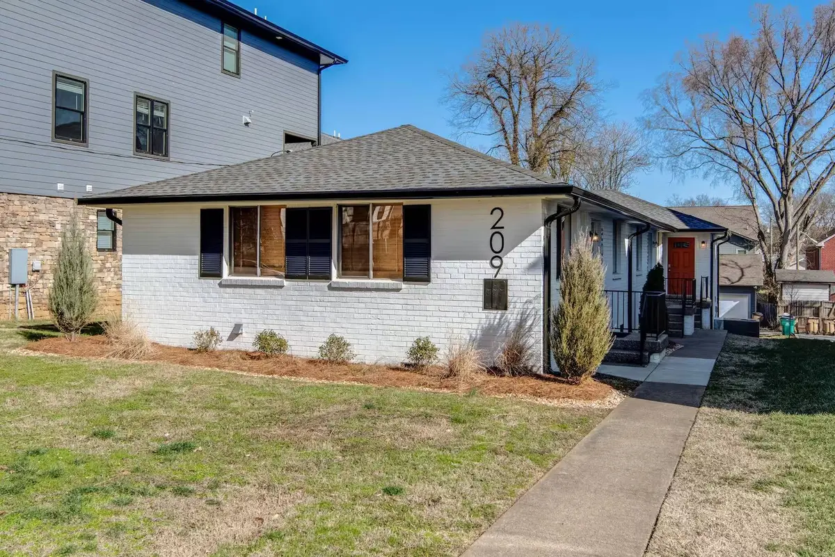 209 N 9th St, Nashville, TN 37206 - #1