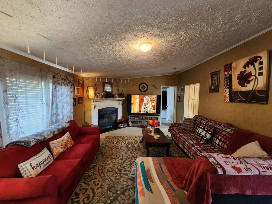 1110 Hunt St, Winchester, TN 37398 - #3