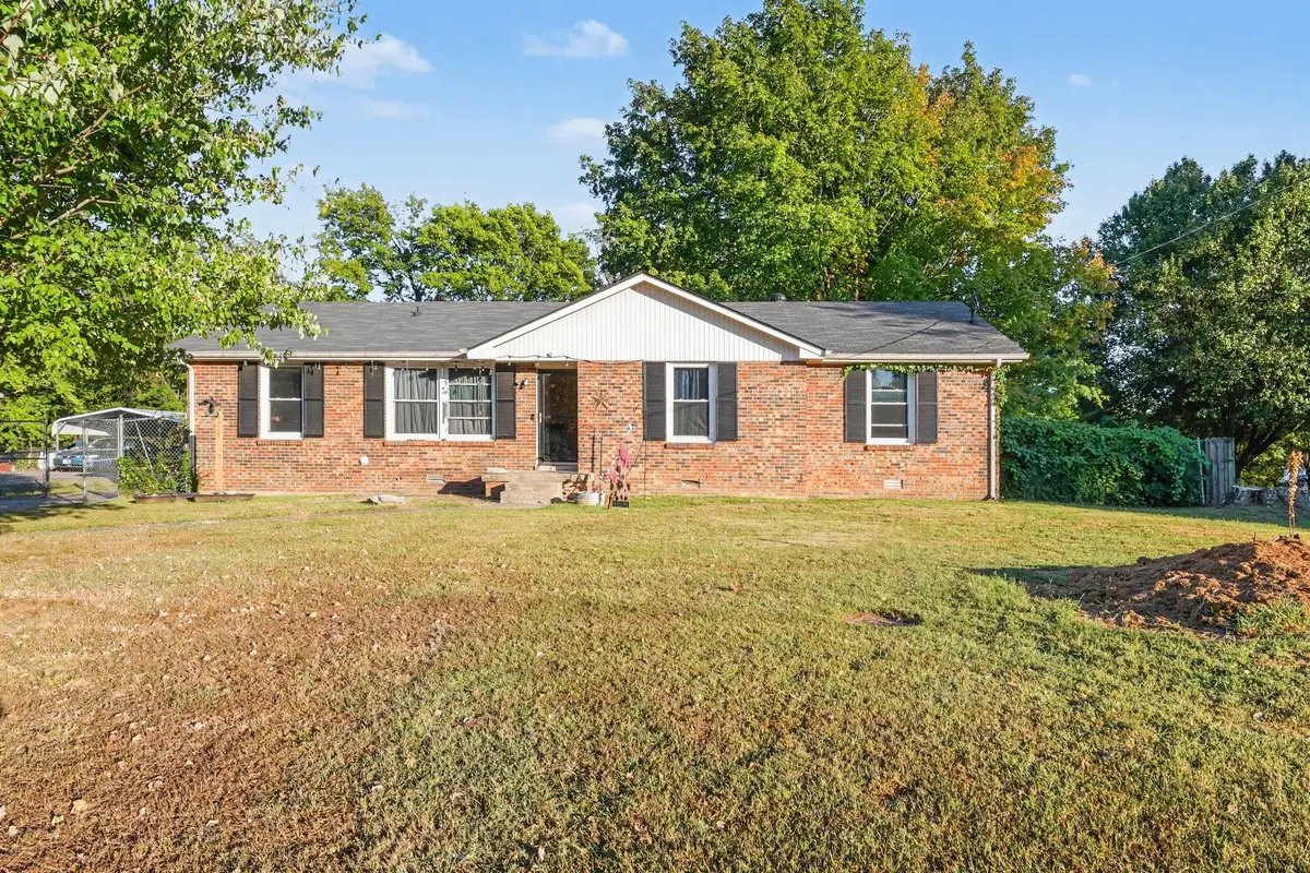 1511 Linden Dr, Clarksville, TN 37042 - #1