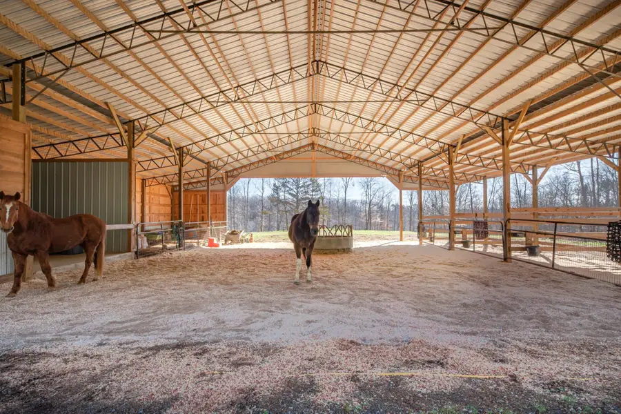 925 Bumpas Rd, Lawrenceburg, TN 38464 - #3