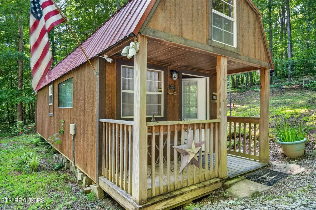 4207 Chapel Hill Rd, Crawford, TN 38554 - #1