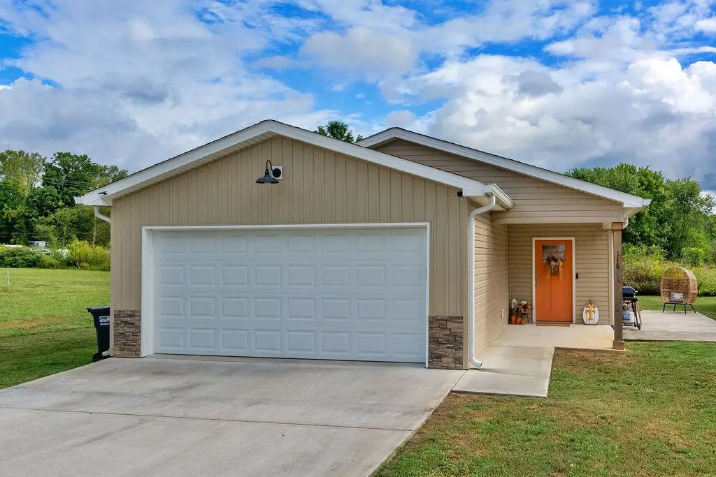 118 Cleveland Avenue, Pikeville, TN 37367 - #1