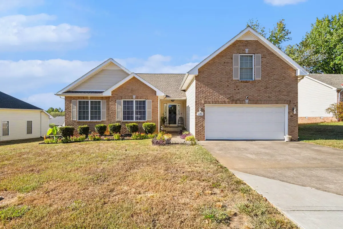 643 Ashley Oaks Dr, Clarksville, TN 37042 - #1