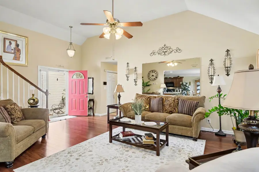 643 Ashley Oaks Dr, Clarksville, TN 37042 - #3