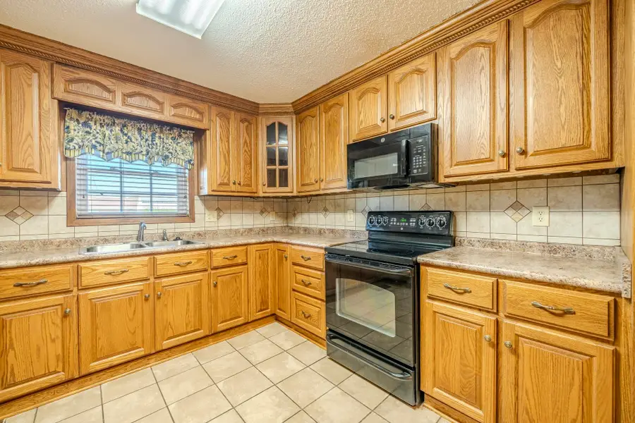 160 Dove Dr, Savannah, TN 38372 - #3