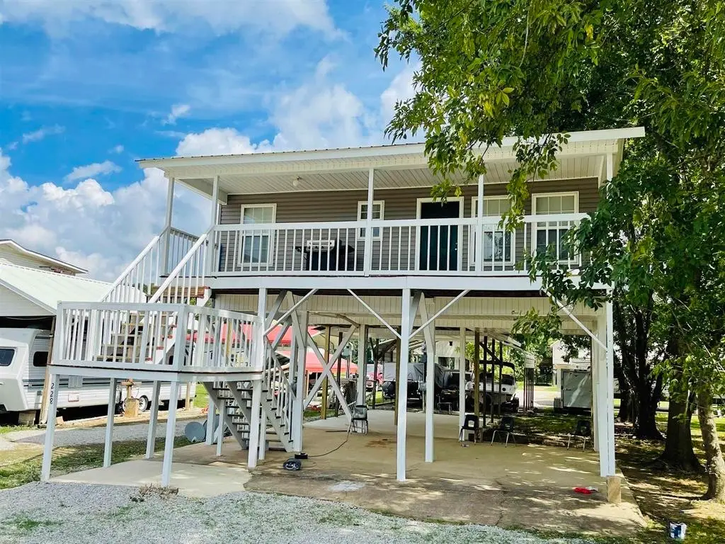228 Bf Terry Cir, Savannah, TN 38372 - #1