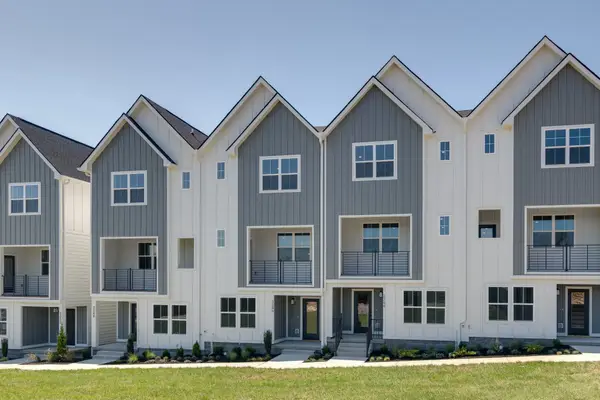 3216 Conviser Dr, Nashville, TN 37207