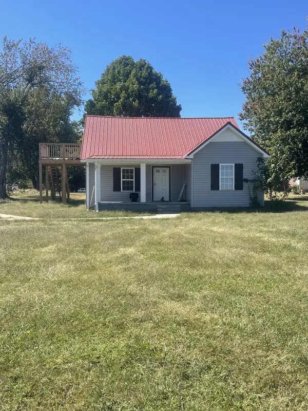 1532 Rbs Rd, Lafayette, TN 37083