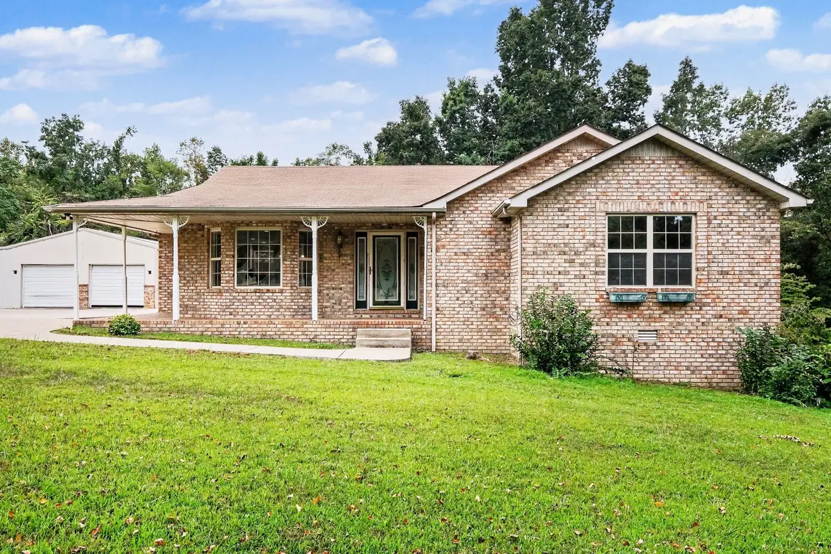 1065 Wixtown Rd, Westmoreland, TN 37186 - #1