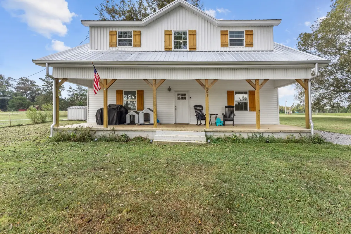 607 Old Columbia Rd, Unionville, TN 37180 - #1