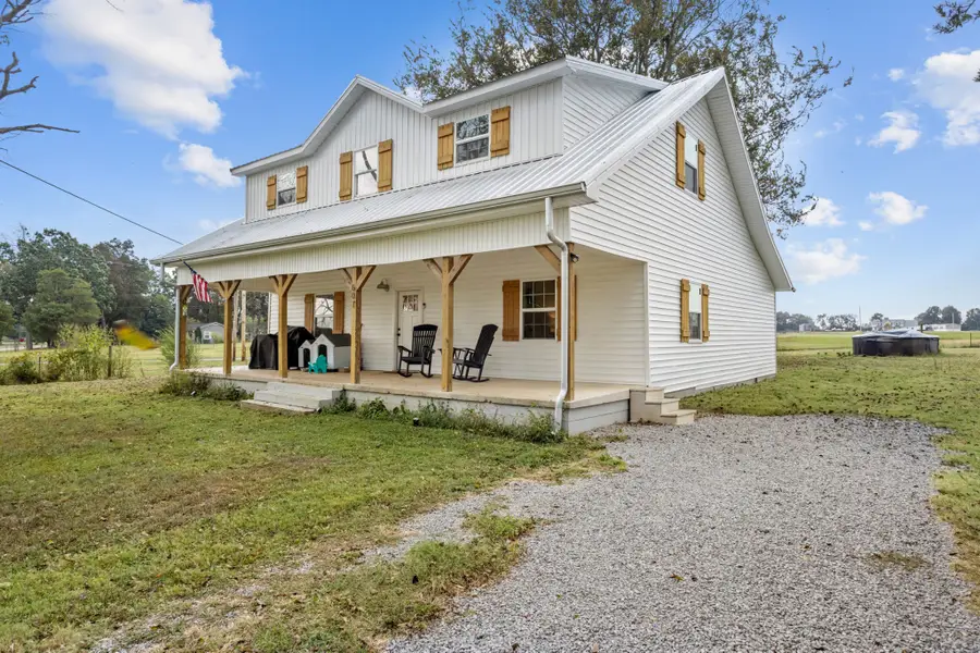 607 Old Columbia Rd, Unionville, TN 37180 - #2