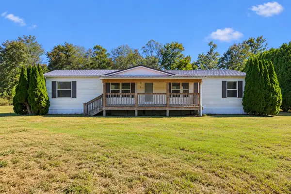 1894 Parker Rd, Manchester, TN 37355