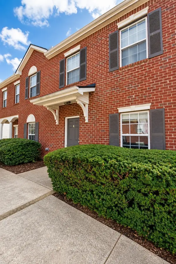 4013 Clinton Ln, Spring Hill, TN 37174