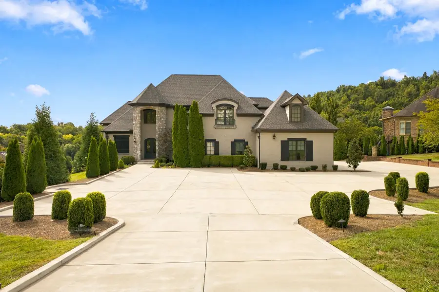 4436 Ivan Creek Dr, Franklin, TN 37064 - #2