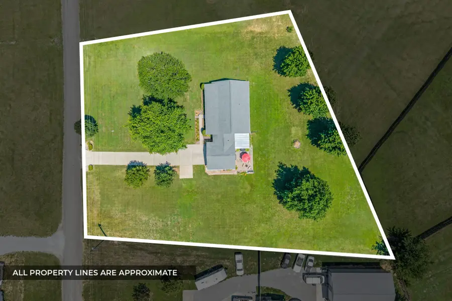 1011 Lillard Williams Road, Chapmansboro, TN 37035 - #2