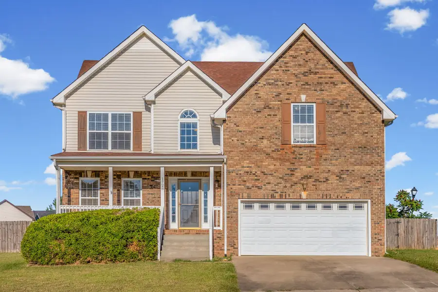 1728 Flagstone Dr, Clarksville, TN 37042 - #2