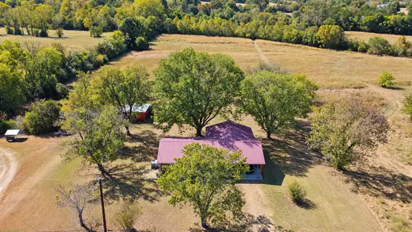 3460 Bradyville Rd, Readyville, TN 37149