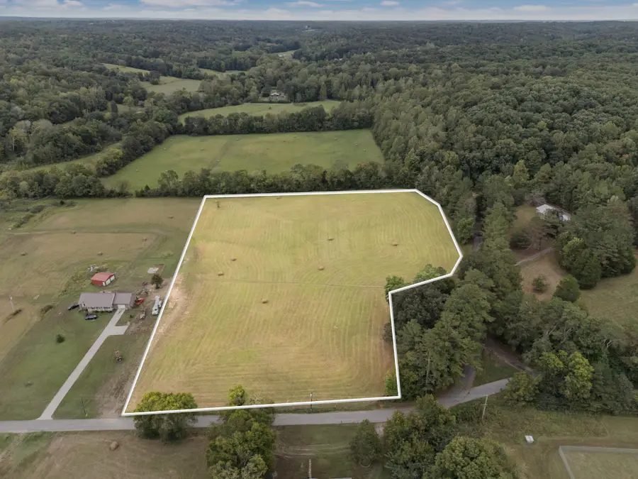0 White Oak Rd, Mc Ewen, TN 37101 - #2
