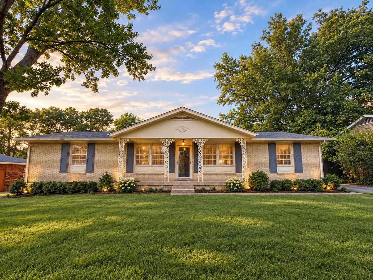 6468 Thunderbird Dr, Nashville, TN 37209 - #1