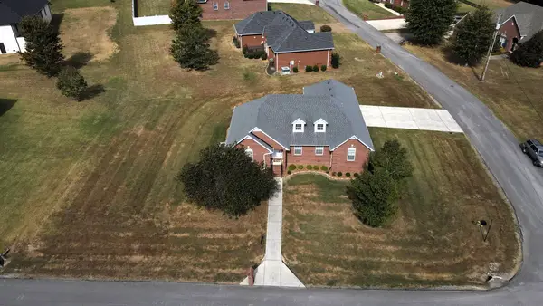 95 Maple Dr, Woodbury, TN 37190