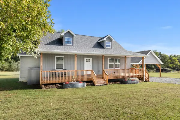 290 Foothills Rd, Pikeville, TN 37367