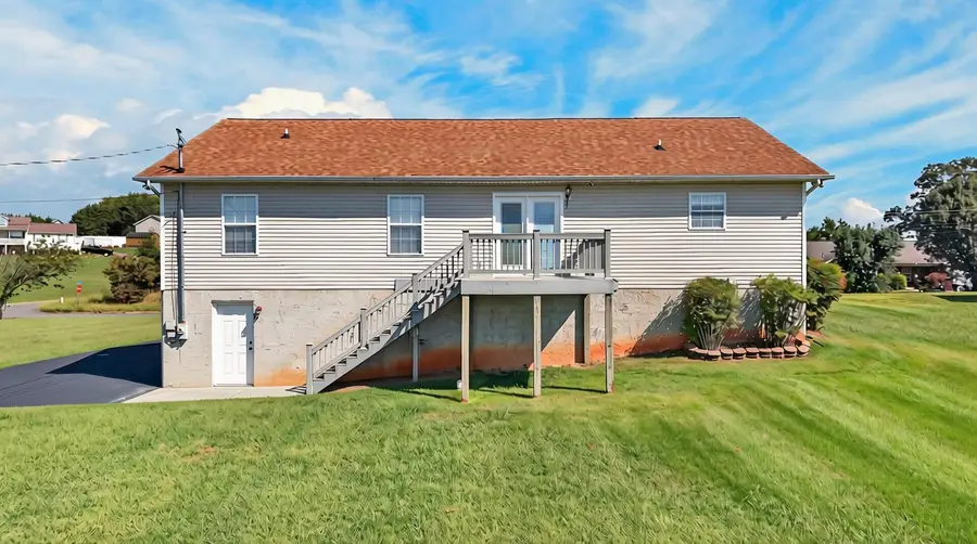 664 Keene Cir, Dandridge, TN 37725 - #3