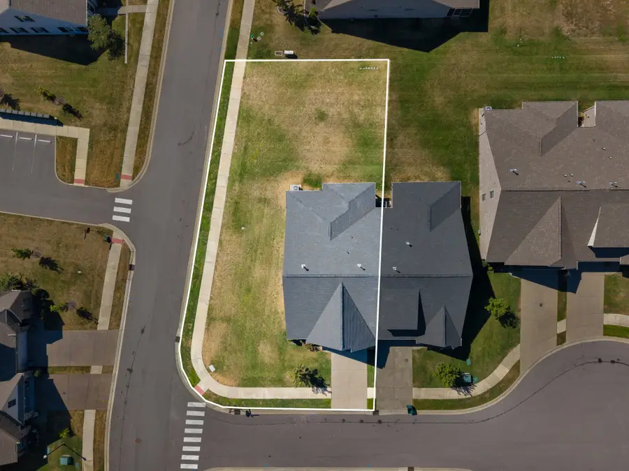 1801 Ravenwood Ct, Lebanon, TN 37090 - #2