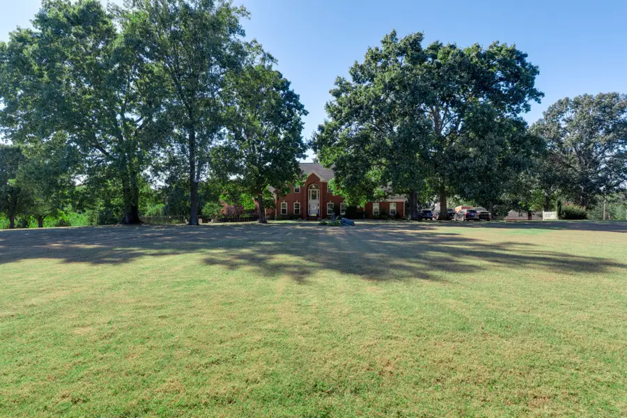 1024 Cherry Springs Dr, Cottontown, TN 37048 - #3
