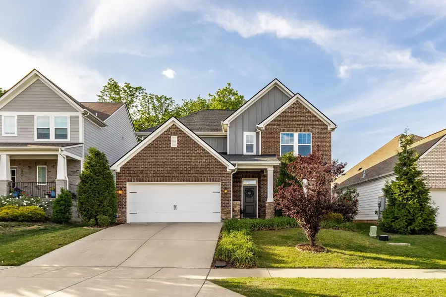 210 Woodhall Ct, White House, TN 37188 - #2