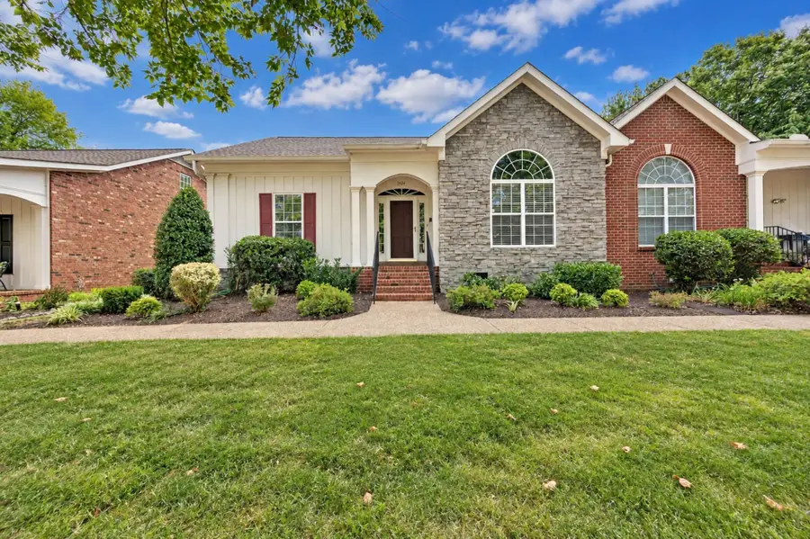5624 Oakes Dr, Brentwood, TN 37027 - #3