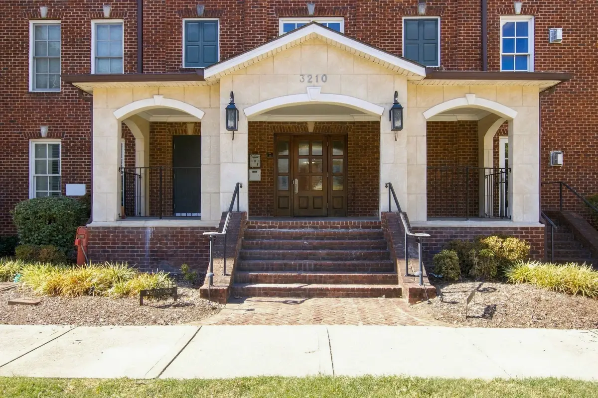 3210 W End Cir #102, Nashville, TN 37203 - #1