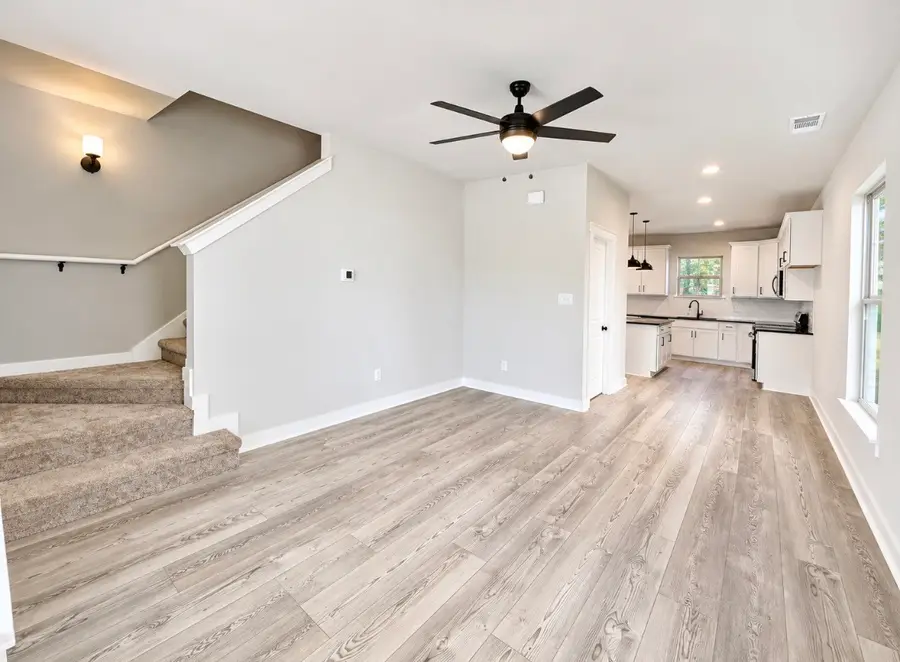 110 Florence Cove, Burns, TN 37029 - #3
