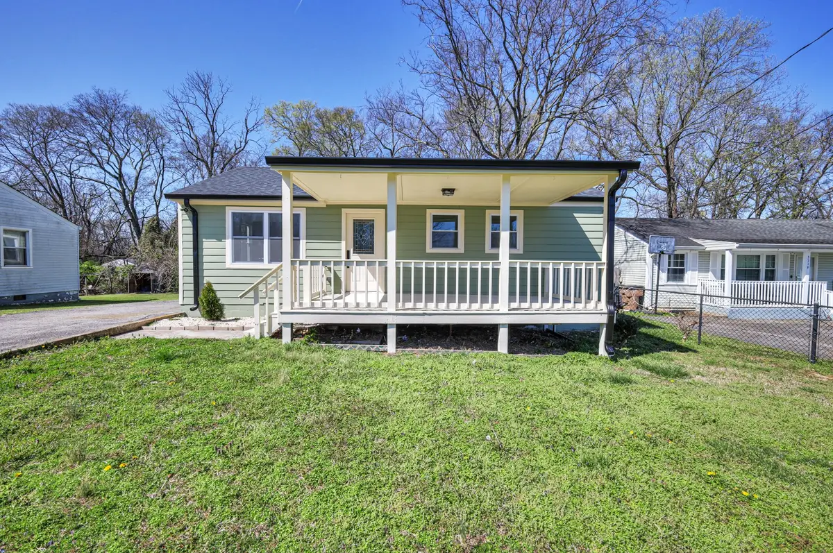 3721 Hewlett Dr, Nashville, TN 37211 - #1