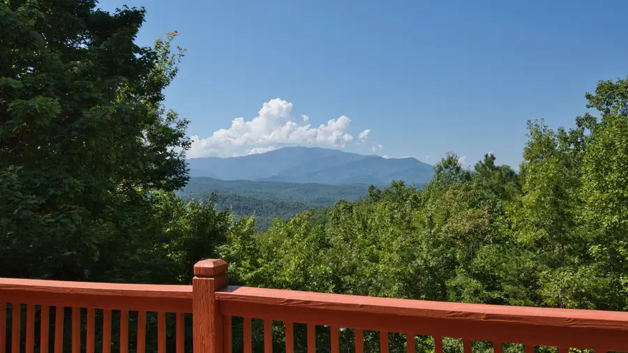 3734 Warden Branch Ln, Gatlinburg, TN 37738 - #2