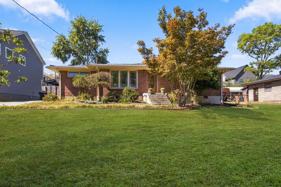 904 Mitchell Rd, Nashville, TN 37206 - #2