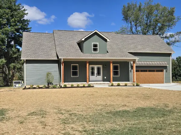 1192 Fisher Dr, Greenbrier, TN 37073