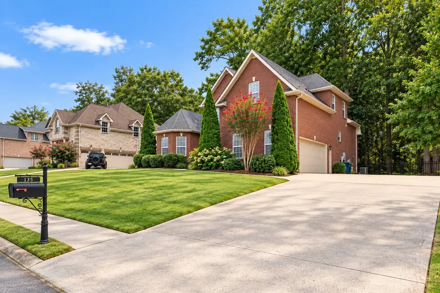 135 Ridgebend Dr, Murfreesboro, TN 37128 - #2
