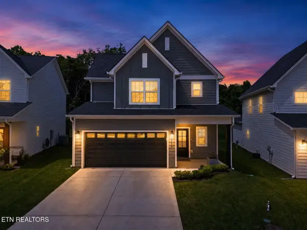 1640 Spring Berry Lane, Knoxville, TN 37924