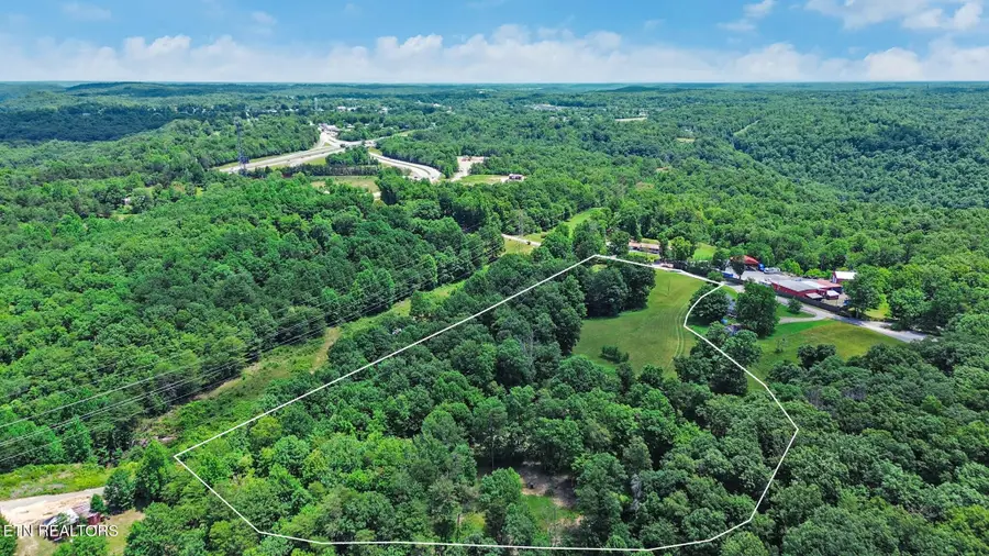 1323 Bee Rock Rd, Monterey, TN 38574 - #3