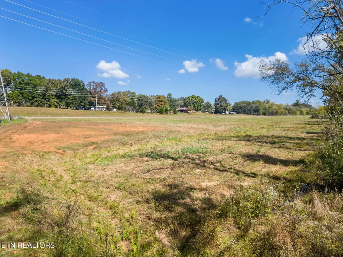 3151 W Lamar Alexander Pkwy, Friendsville, TN 37737 - #1