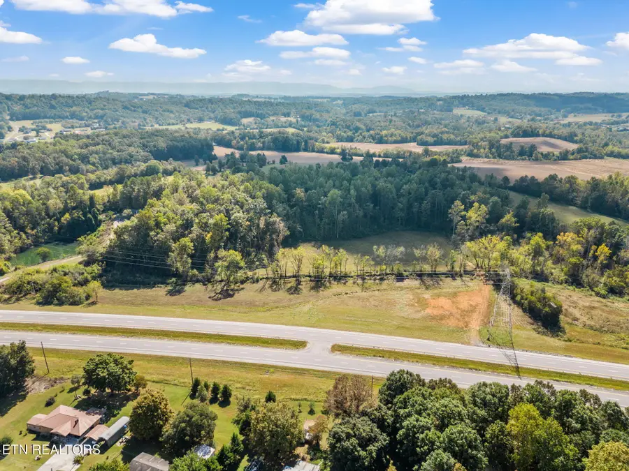 3151 W Lamar Alexander Pkwy, Friendsville, TN 37737 - #3