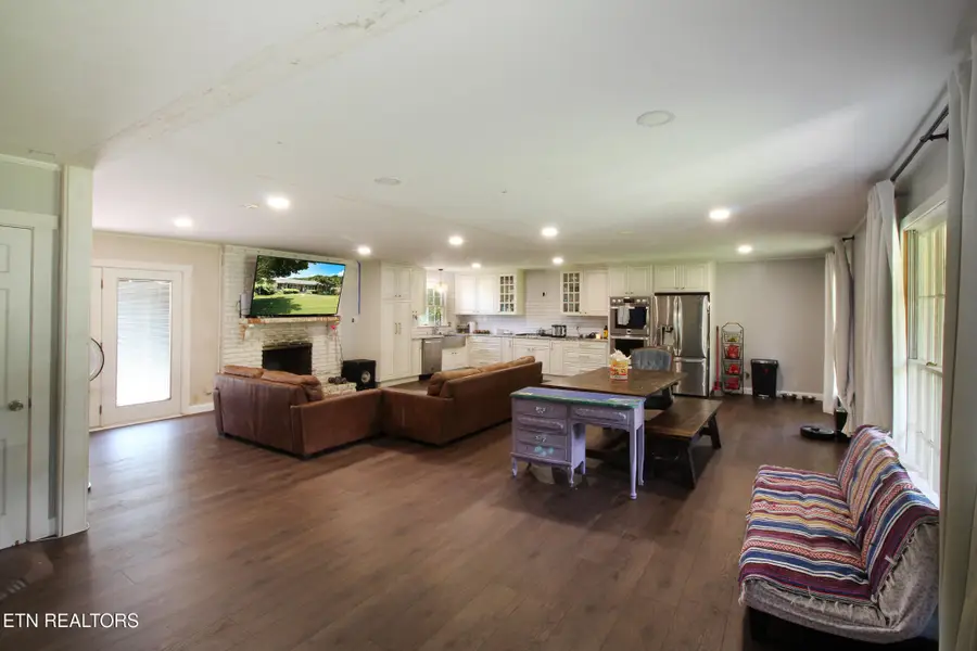 3718 Cherrylog Rd, Knoxville, TN 37921 - #2