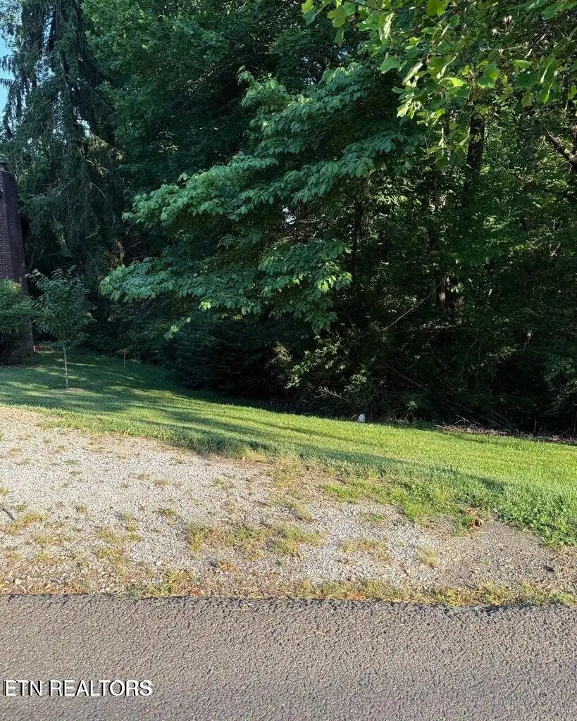 5016 Ridgemont Drive, Knoxville, TN 37918 - #2