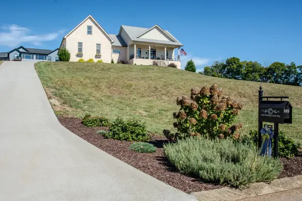 629 Winding Creek Way, Walland, TN 37886