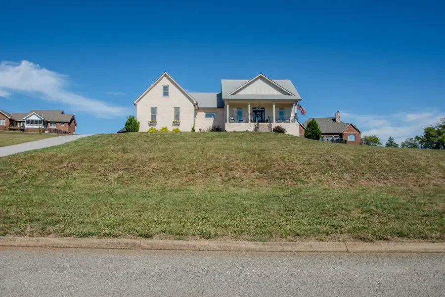 629 Winding Creek Way, Walland, TN 37886 - #2